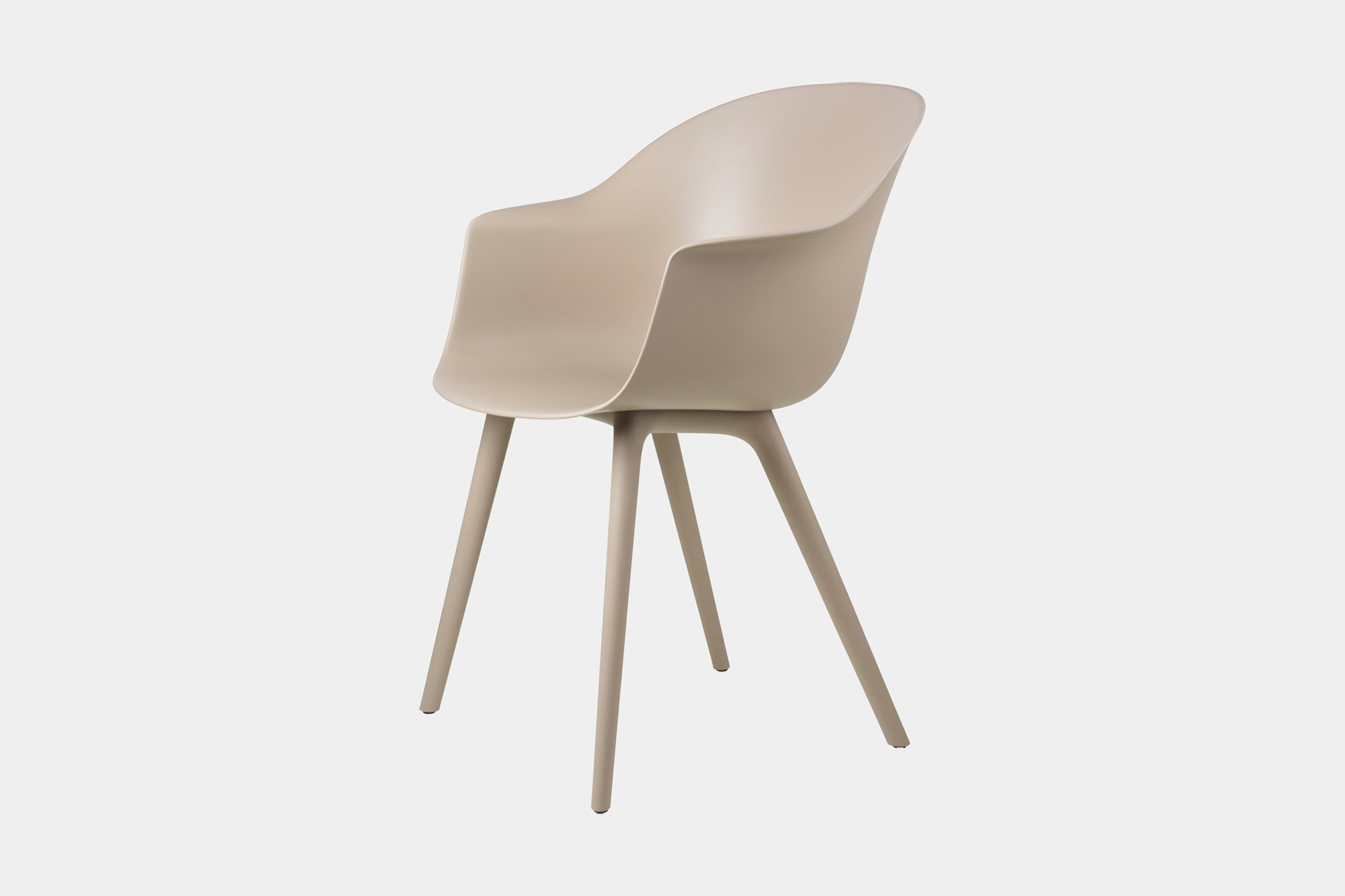 GUBI - Bat Chair - Outdoor — TRISHNA JIVANA | トリシュナ・ジバーナ