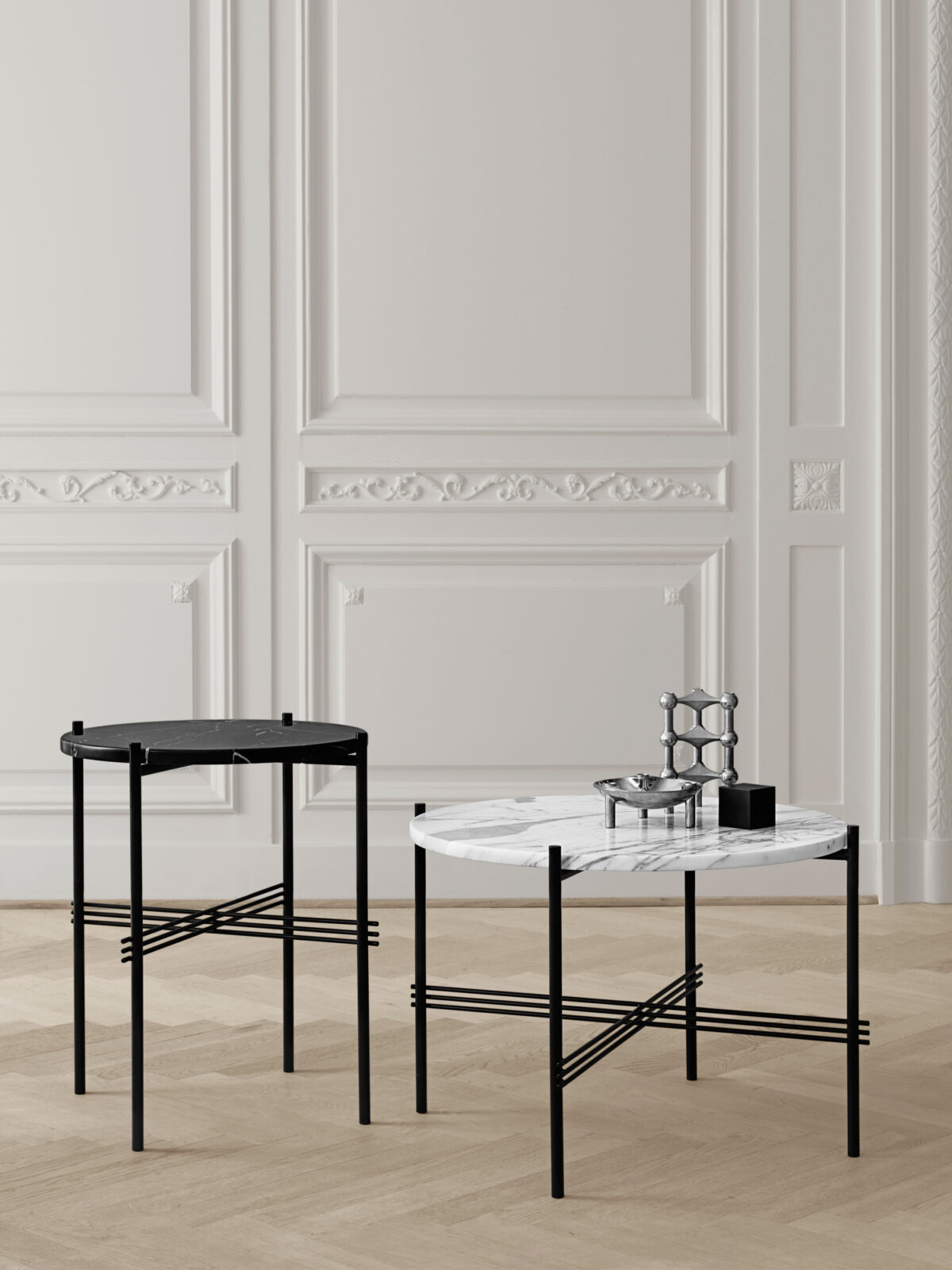 GUBI - TS side table - Φ40cm, brass base — TRISHNA JIVANA 
