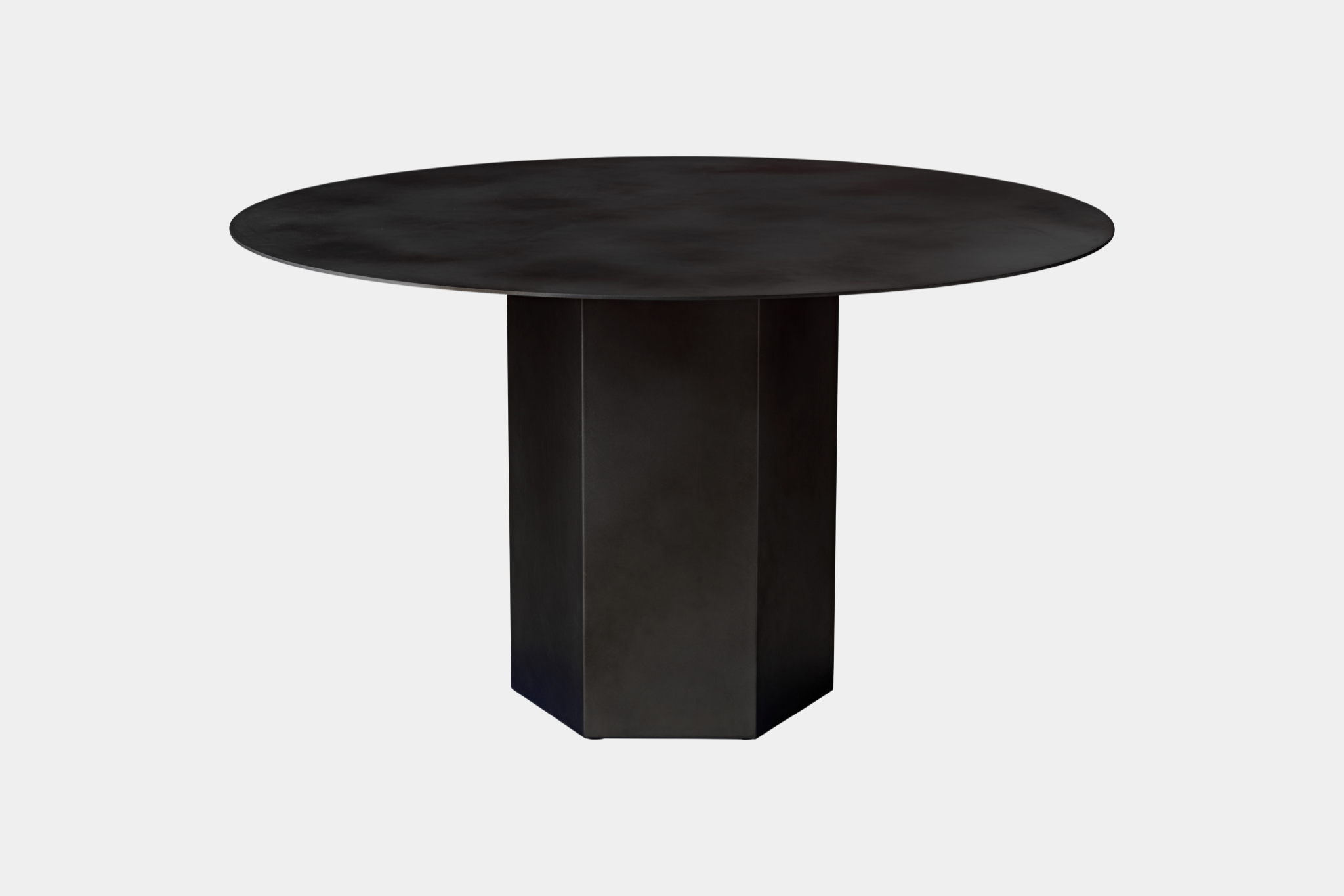 GUBI - Epic Dining Table – Round, Ø130, Steel — TRISHNA JIVANA